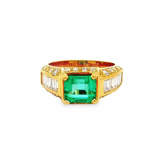 Regal Elegance 18K Gold Ring with Emerald Center Stone