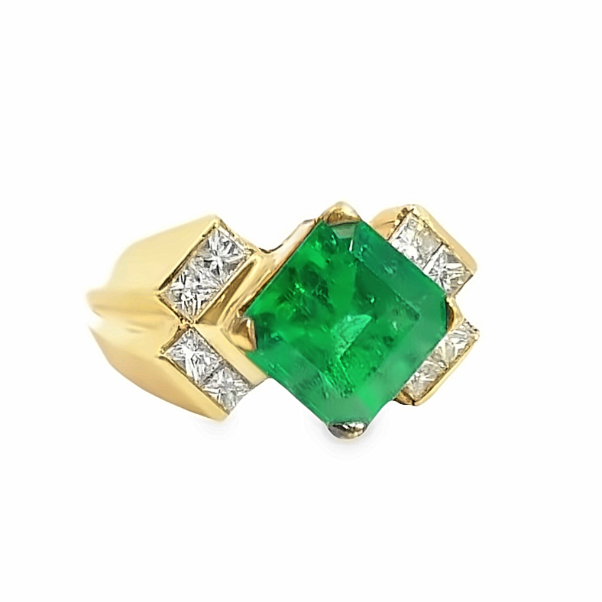 Enchanting 18K Emerald & Diamond Ring