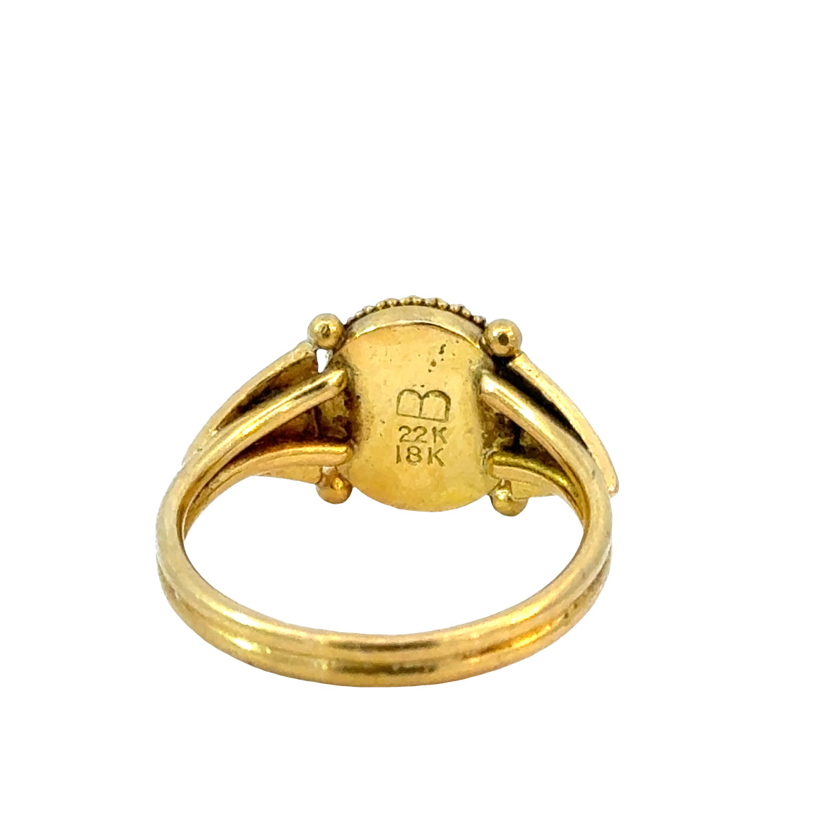 18K/22K Gold Vintage Emerald Cabochon Ring with Ornate Detail