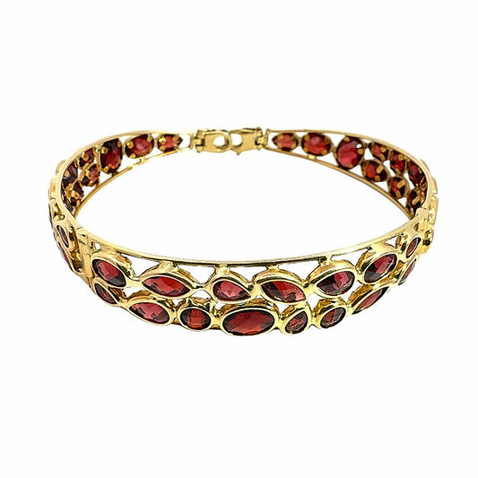 Elegant 18K Yellow Gold Red Garnet Bracelet