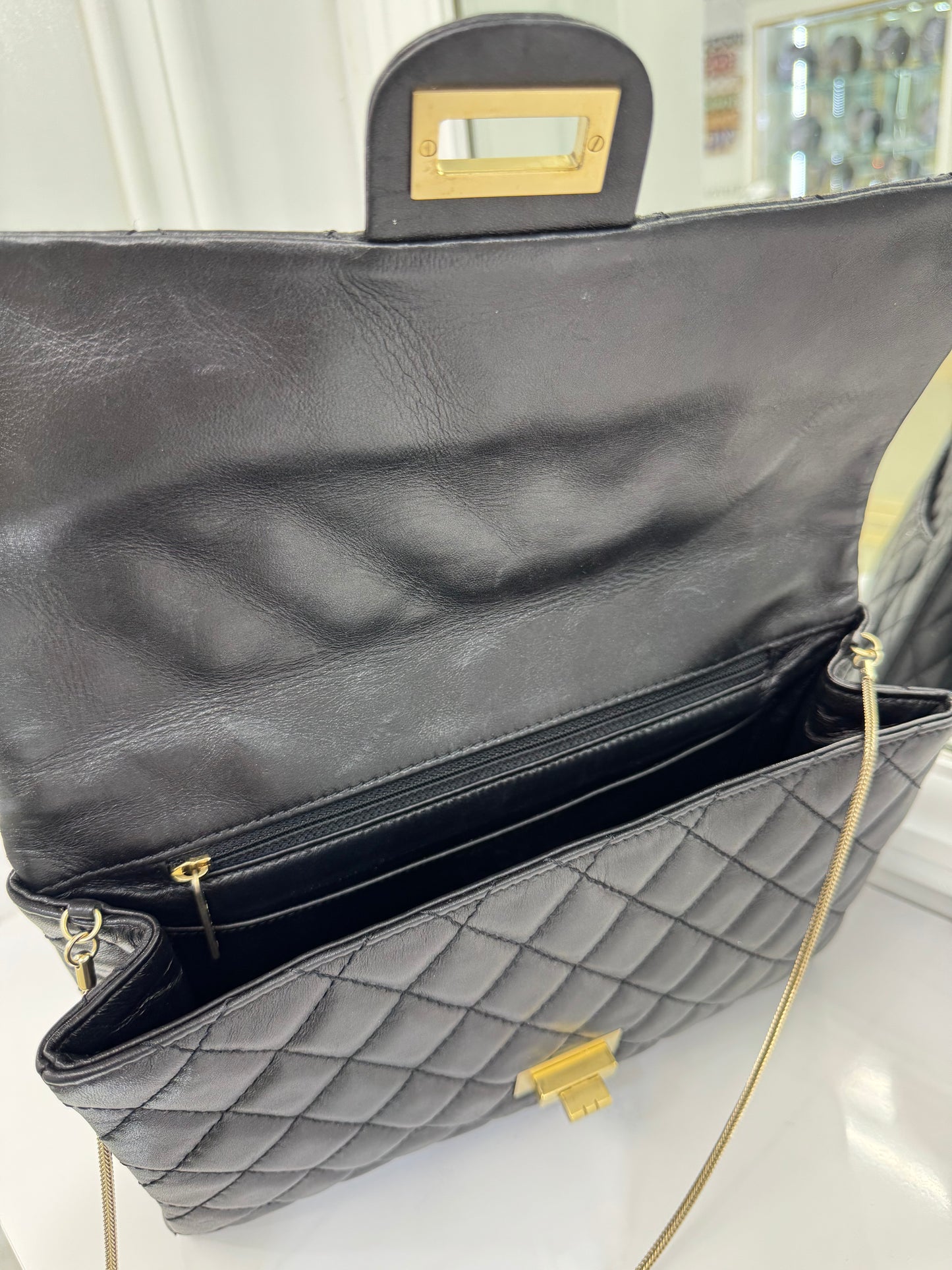 Authentic Chanel Reissue 2.55 Quilted Lambskin Leather Flap Bag – Black with Gold Hardware