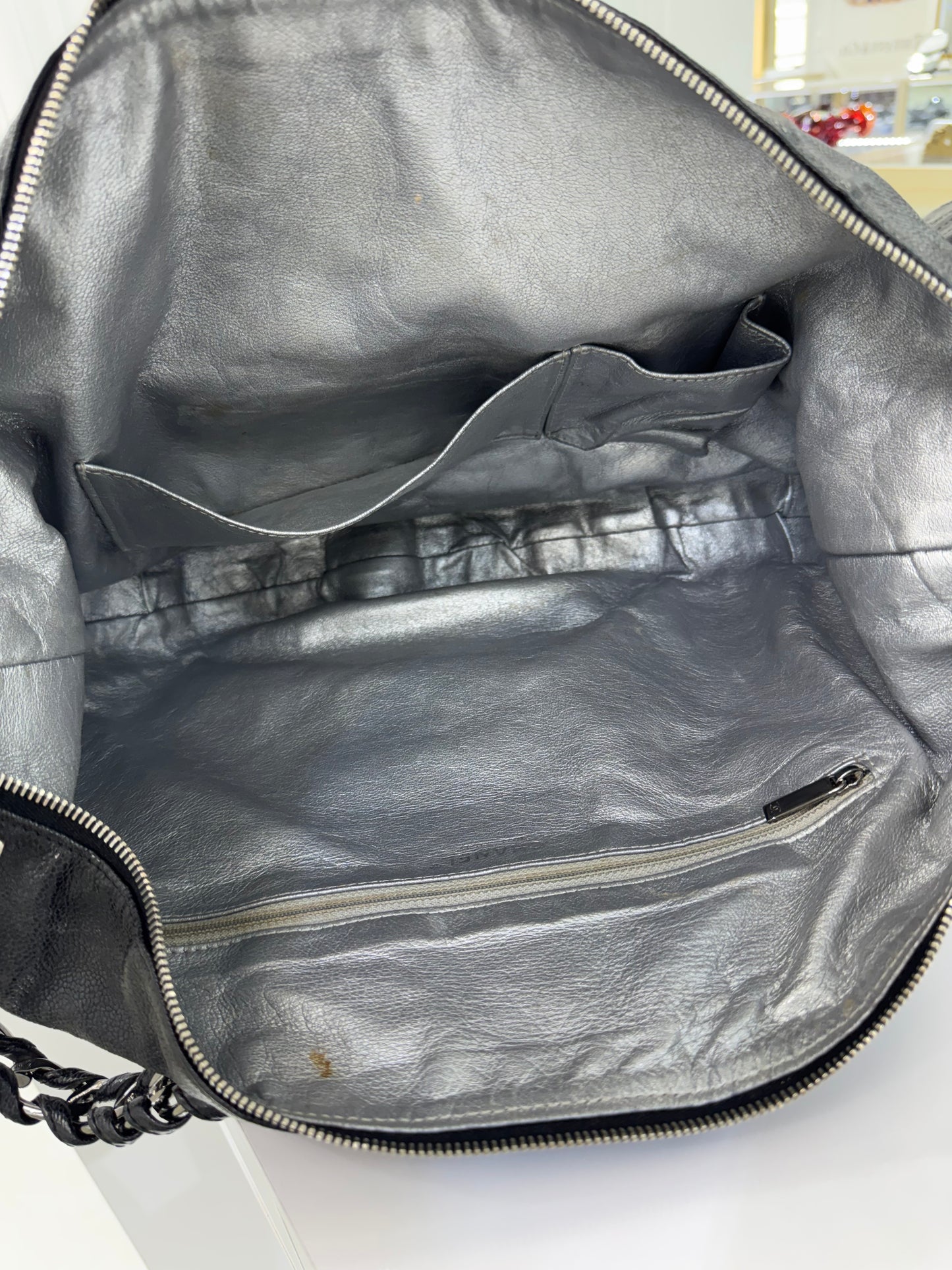 Chanel Black Lambskin Chain Hobo Bag with CC Charm – Made in Italy