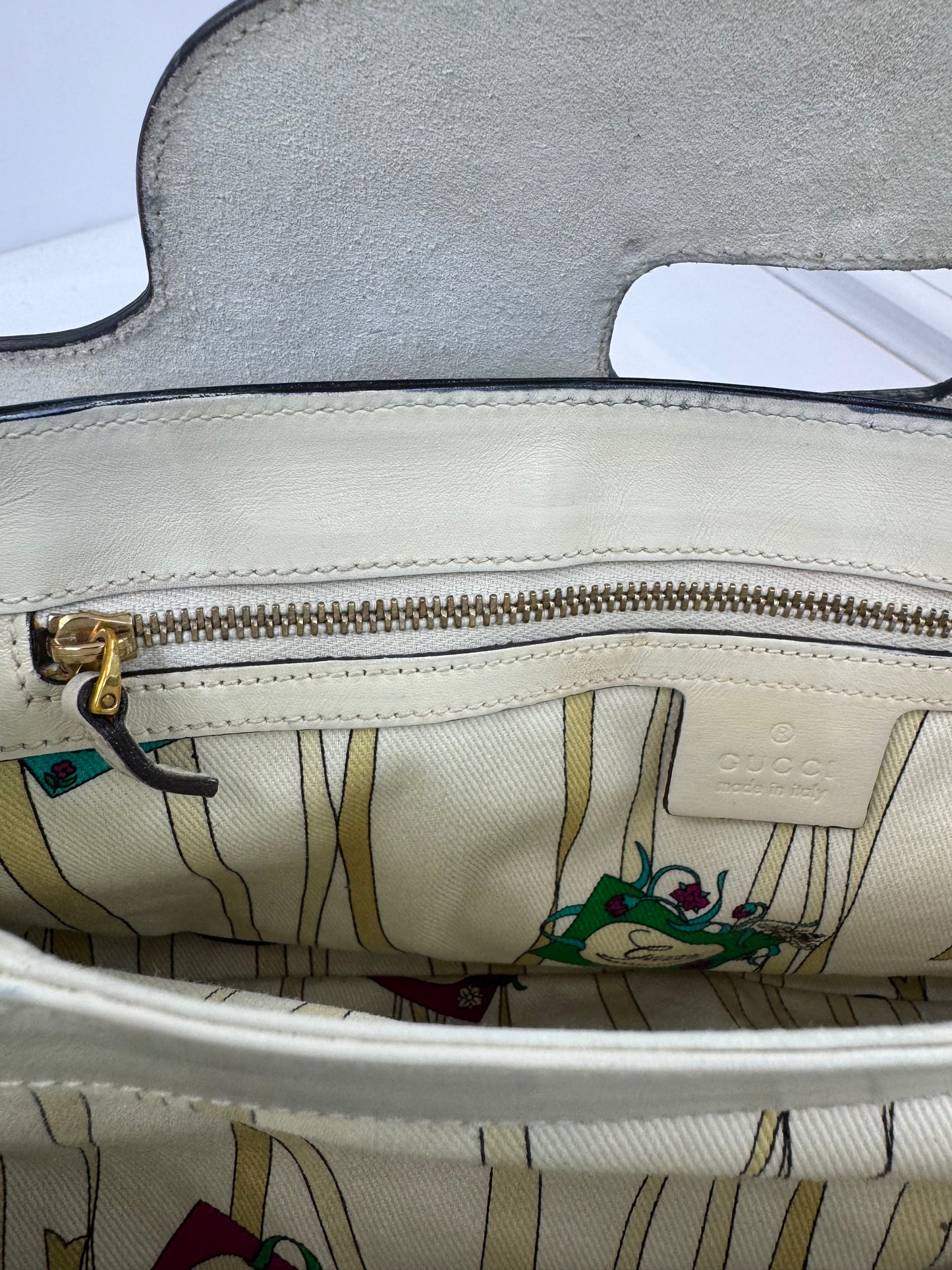 Vintage Gucci Bamboo Top Handle Bag – Black Patent Leather – Made in Italy