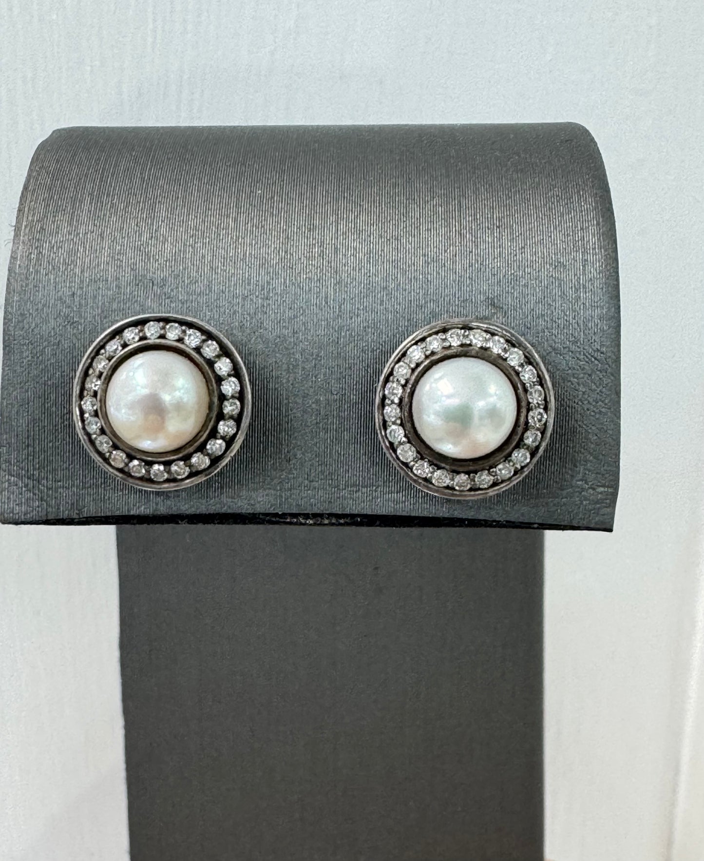 David Yurman Petite Cerise Pearl & Diamond Halo Stud Earrings