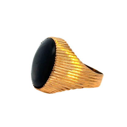 14K Yellow Gold Men’s Ribbed Gold Ring with Black Onyx