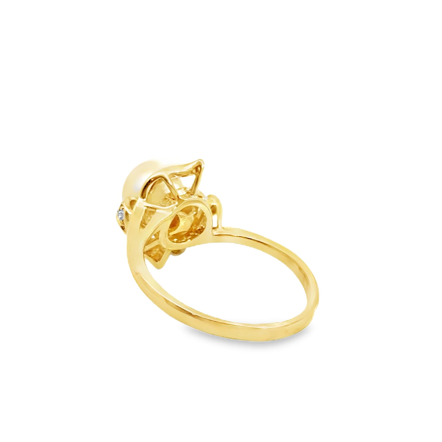 14K Yellow Gold Modern Swirl Design Pearl & Diamond Ring