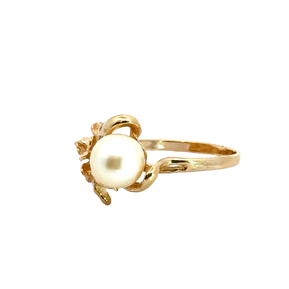 14K Yellow Gold Delicate Flower & Leaf Pearl Ring