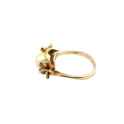 Romantic Floral Pearl Ring in 14K Gold with Diamonds