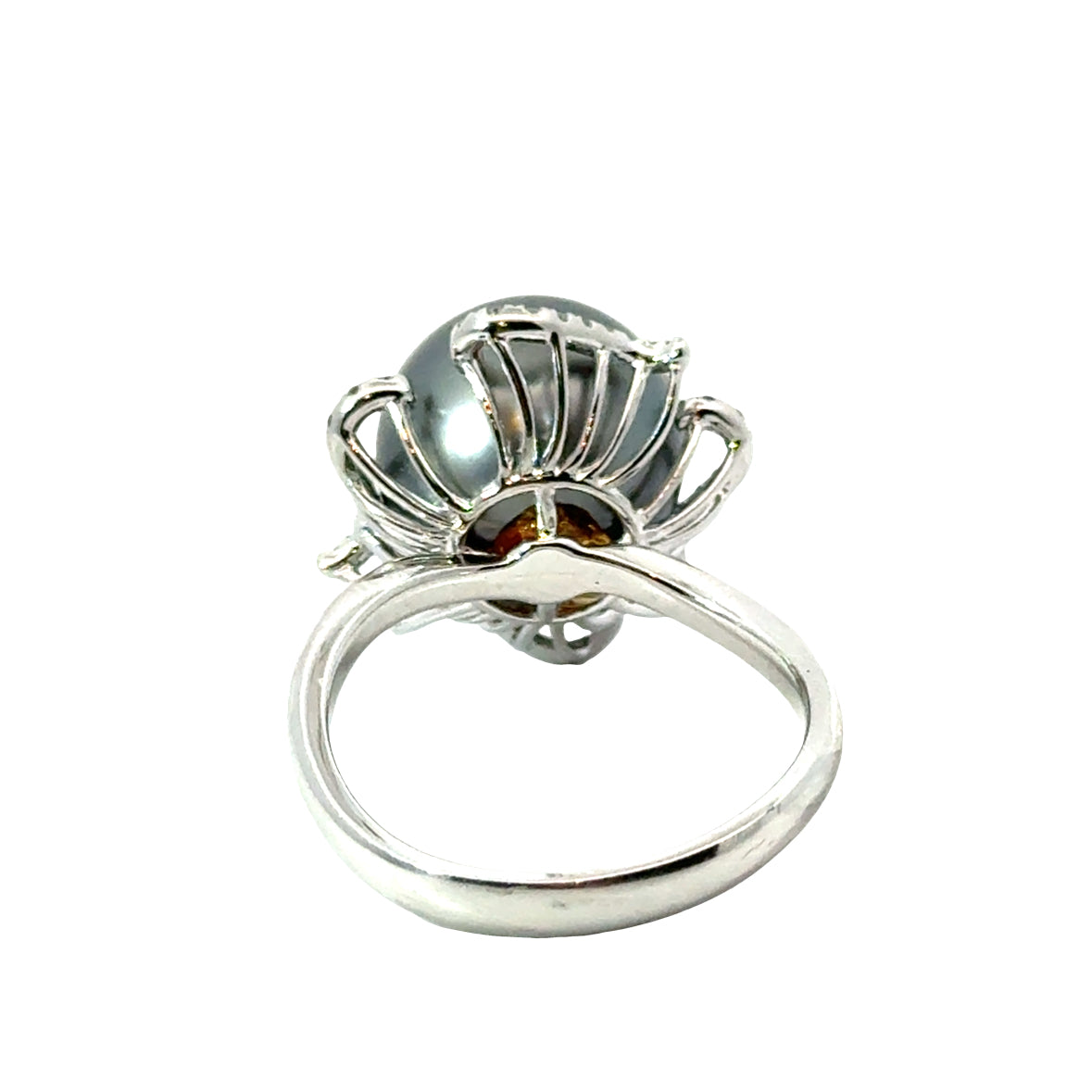 14K White Gold Gray Pearl & Diamond Petal Ring