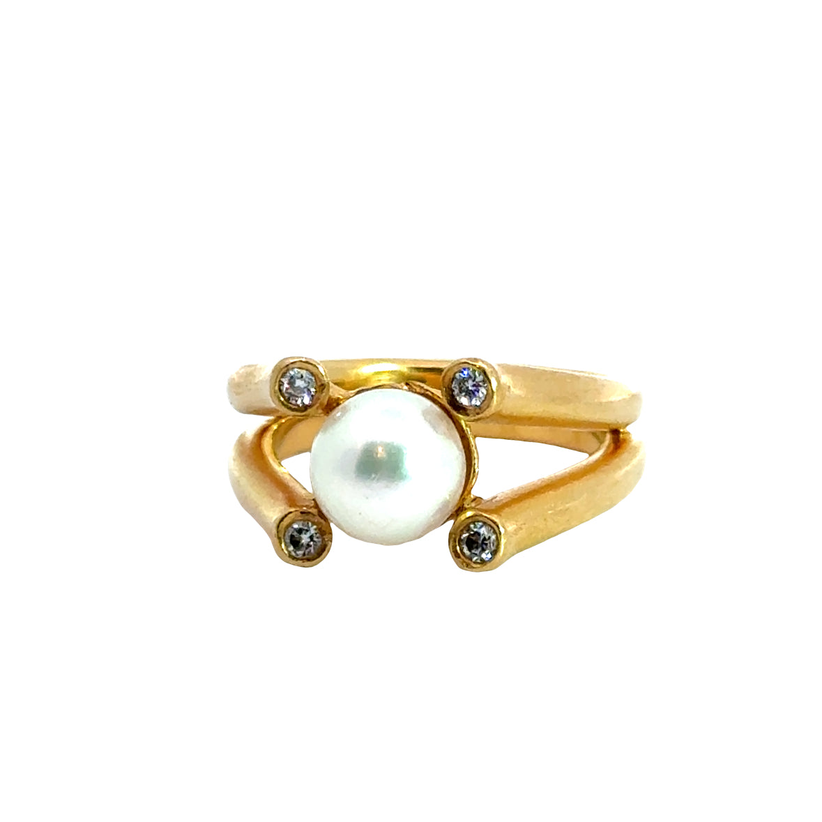 21K Yellow Gold Modern Pearl & Diamond Ring