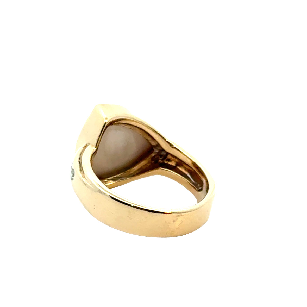 Triangular Mother of Pearl Ring in 14K Yellow Gold with Diamond details