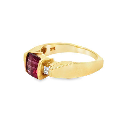 Vintage 1990’s 14K Yellow Gold Garnet & Diamond Ring