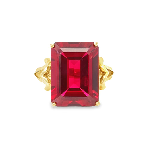 Vibrant Yellow Gold Deep Red Quartz Ring