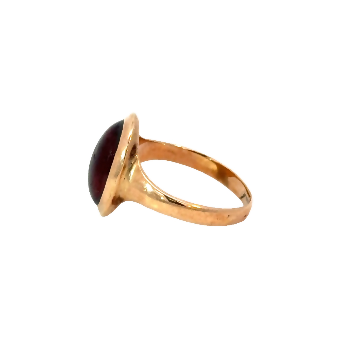 Yellow Gold Garnet Cabochon Ring