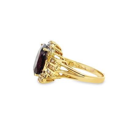 Elegant 14K Yellow Gold Garnet & Diamond Ring