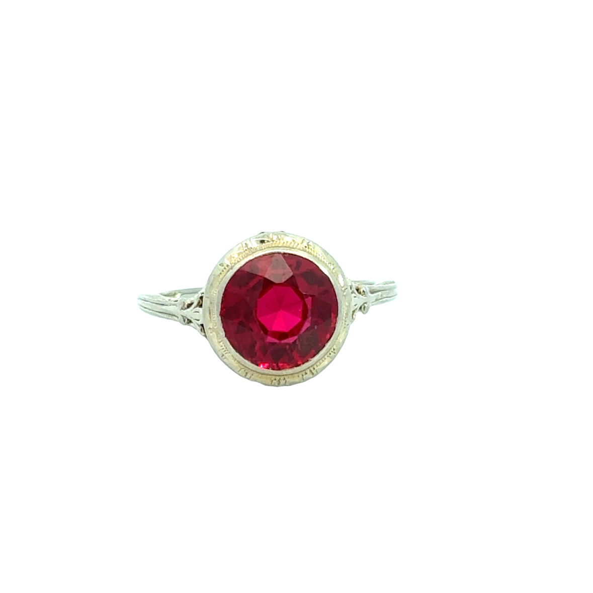 Vintage 18K White Gold Filigree Ruby Ring