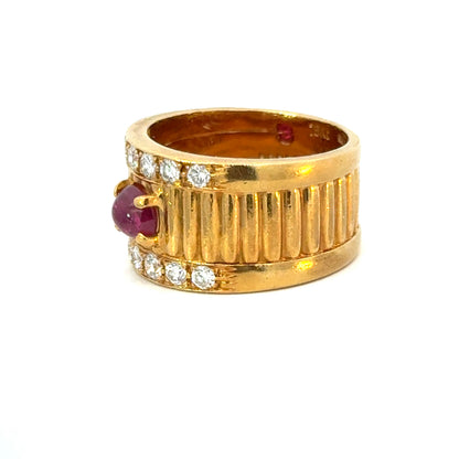 18K Yellow Gold Ribbed Ruby & Diamond Ring