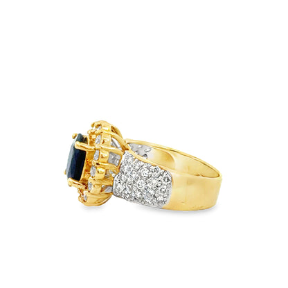 14K Yellow Gold Ring with Oval Sapphire & Diamond Halo – Brilliant Luxury Design