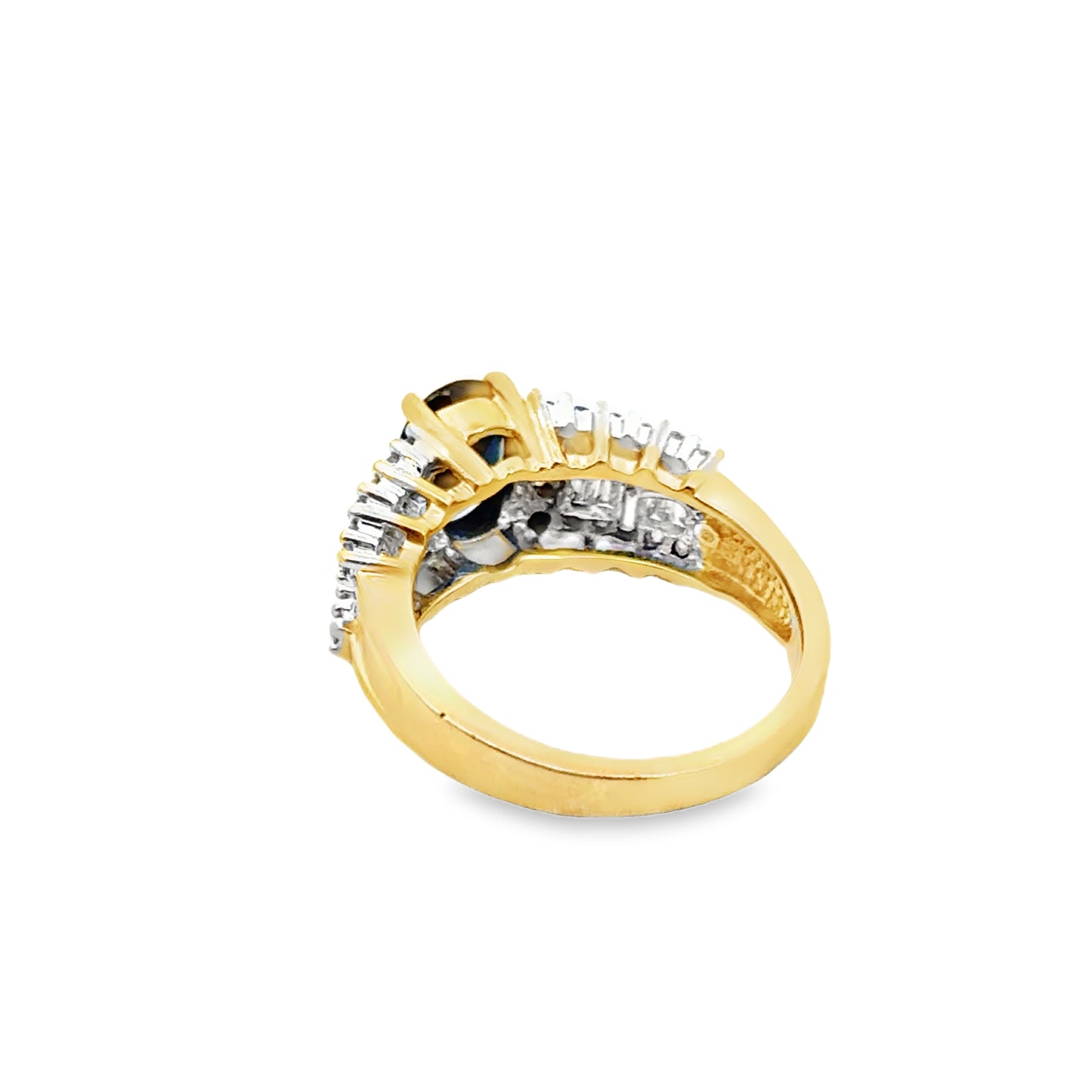 14K Yellow Gold Sapphire & Diamond Ring – Classic Elegance