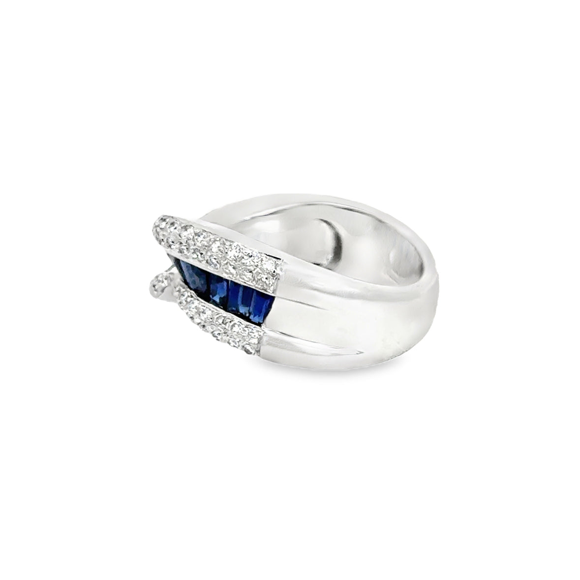 Luxury 18K White Gold Sapphire and Diamond Twist Band Ring
