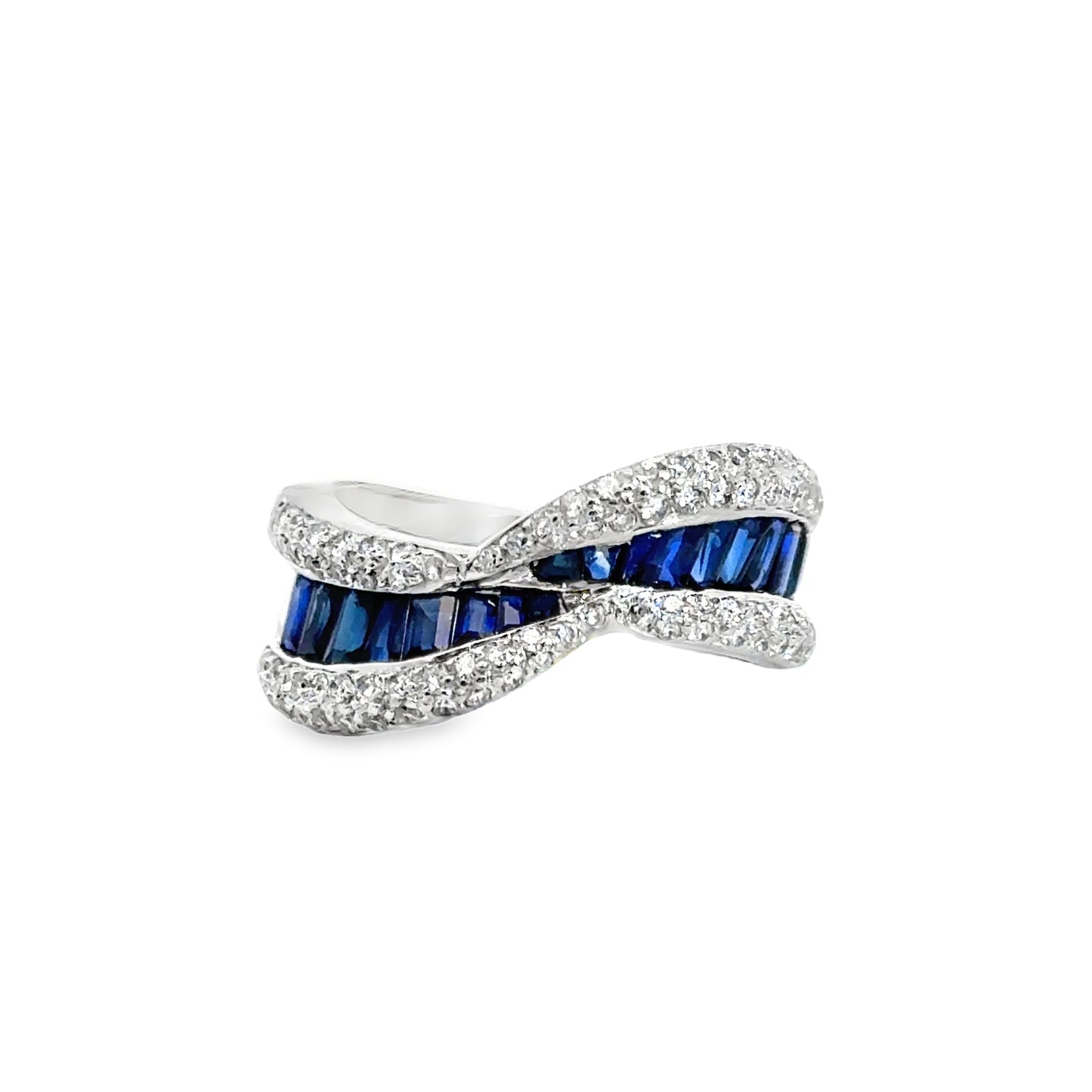 Luxury 18K White Gold Sapphire and Diamond Twist Band Ring