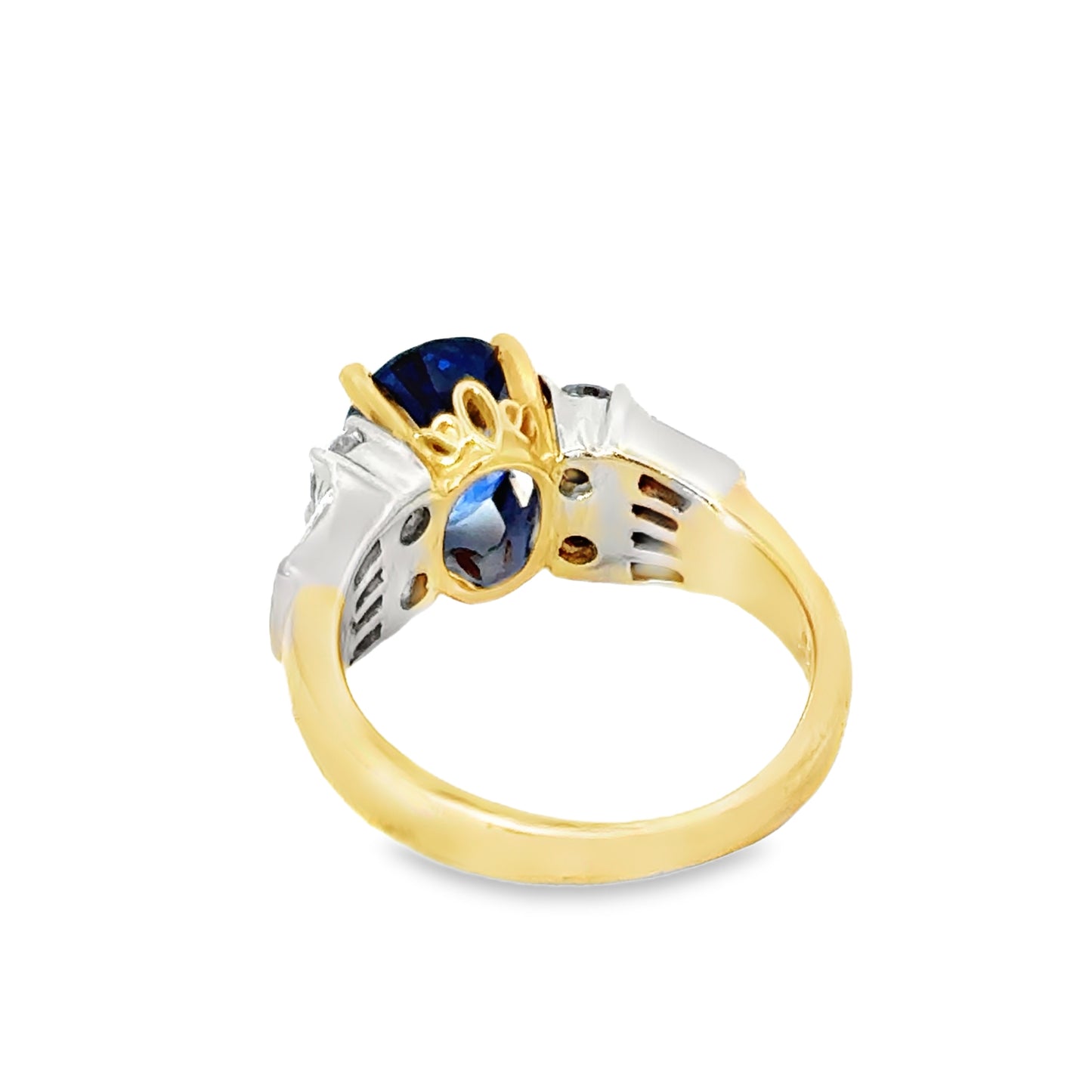 14K Yellow Gold Elegant Sapphire & Diamond Ring with Tapered Baguette Diamonds