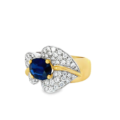 Nature-Inspired 18K Gold Sapphire and Diamond Leaf Ring