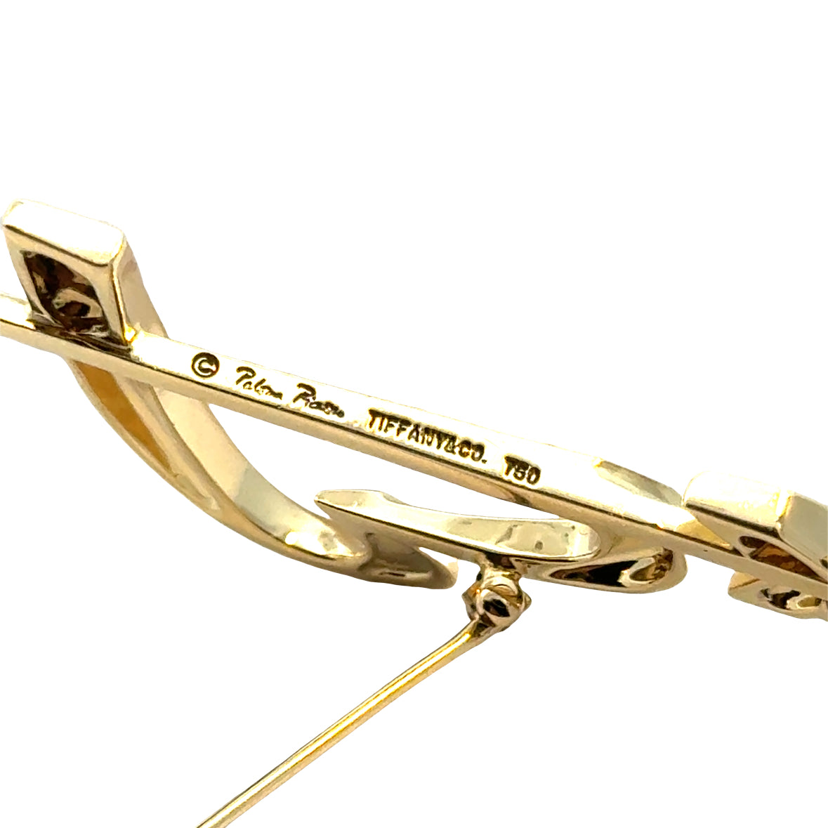 Tiffany & Co. Paloma Picasso Heart & Arrow Brooch – 18K Yellow Gold