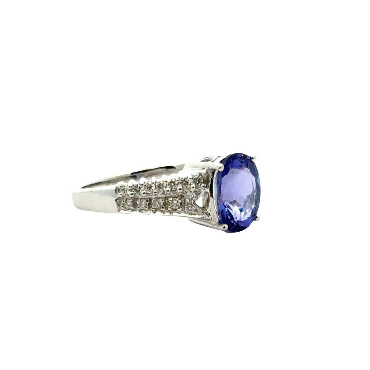 14K Yellow Gold Oval Tanzanite & Diamond Ring