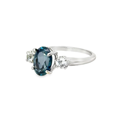 14K White Gold Blue Topaz & CZ Three-Stone Ring – Classic Sparkle