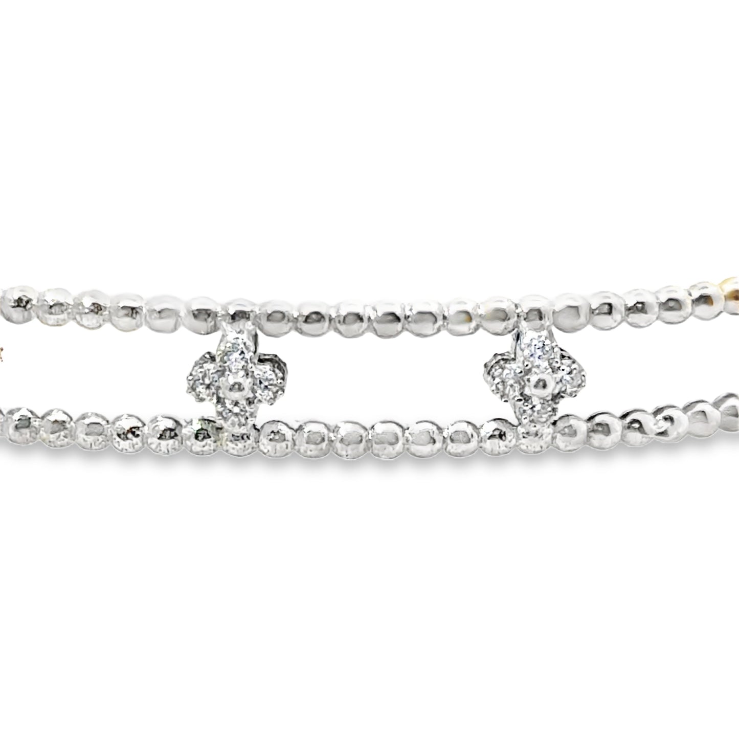 Lovely 18K White Gold Clover Bangle