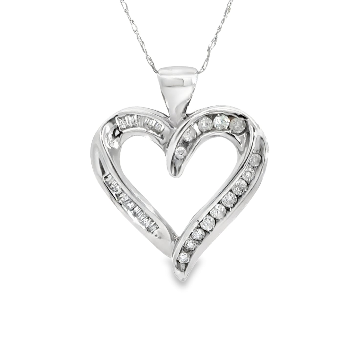 Lovely White Gold Heart Pendant