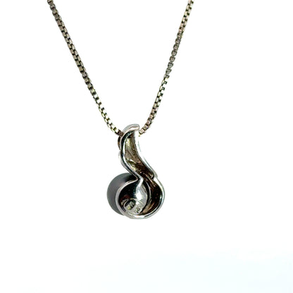 14K White Gold Black Pearl Swirl Pendant