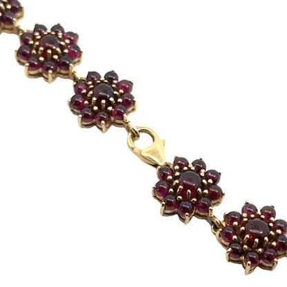 1960s Vintage 14K Gold Garnet Flower Cluster Necklace