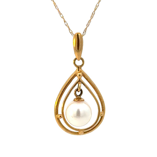 18K Yellow Gold Teardrop Pearl Pendant