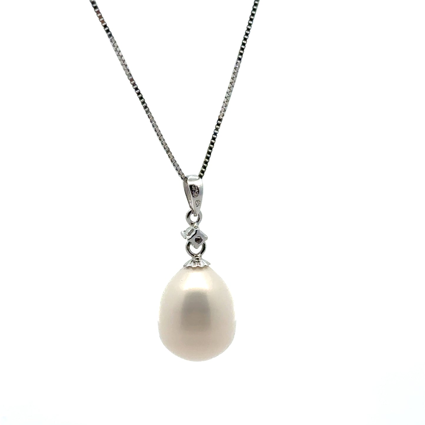 14K White Gold Timeless Baroque Pearl & Diamond Pendant