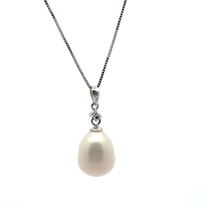 14K White Gold Timeless Baroque Pearl & Diamond Pendant