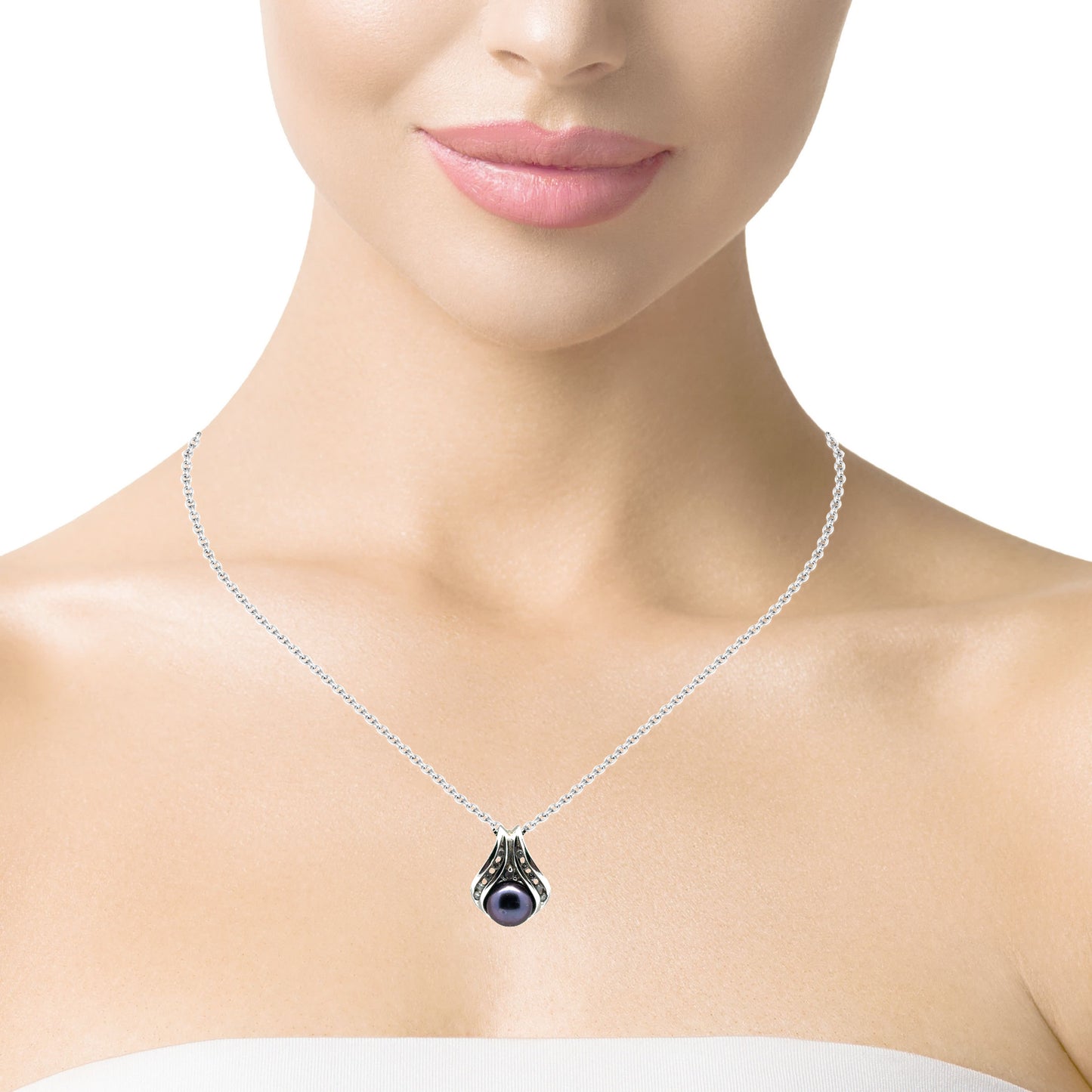 14K White Gold Teardrop Pendant with Black Pearl & Diamonds