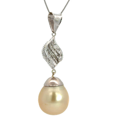Vintage 18K White Gold South Sea Pearl Diamond Pendant