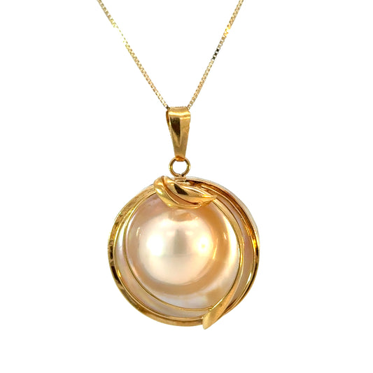 14K Yellow Gold Mother of Pearl Pendant