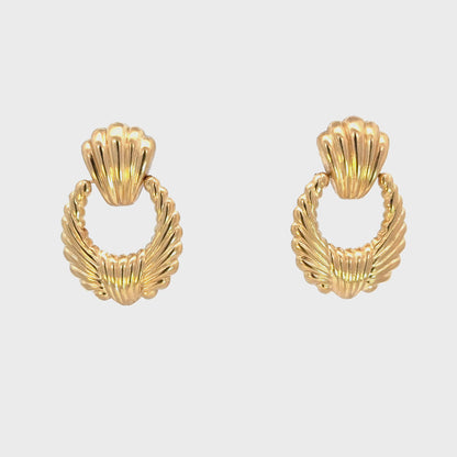 Vintage 14K Yellow Gold Shell Motif Drop Earrings