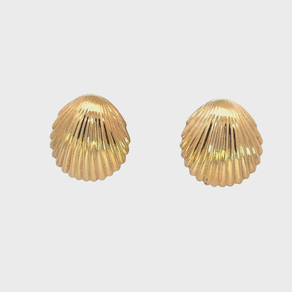 14K Yellow Gold Shell Earrings – Vintage Coastal Elegance